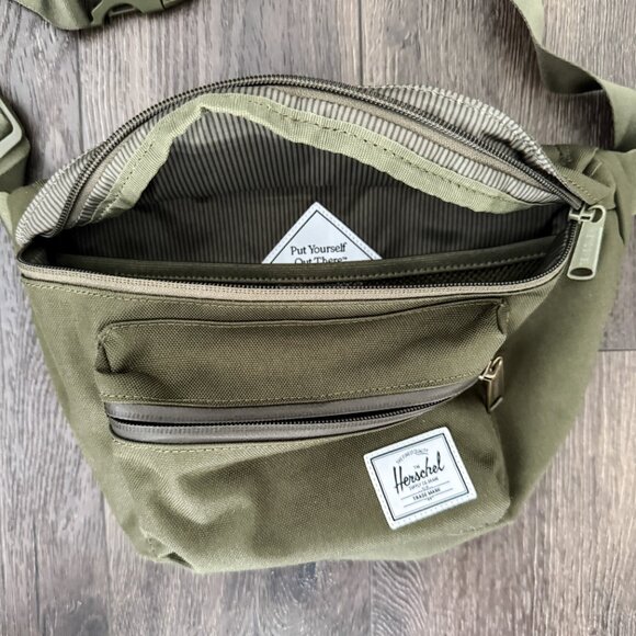 HERSCHEL  - Pop Quiz Belt Bag - Men - Green - O/S - Picture 3 of 6